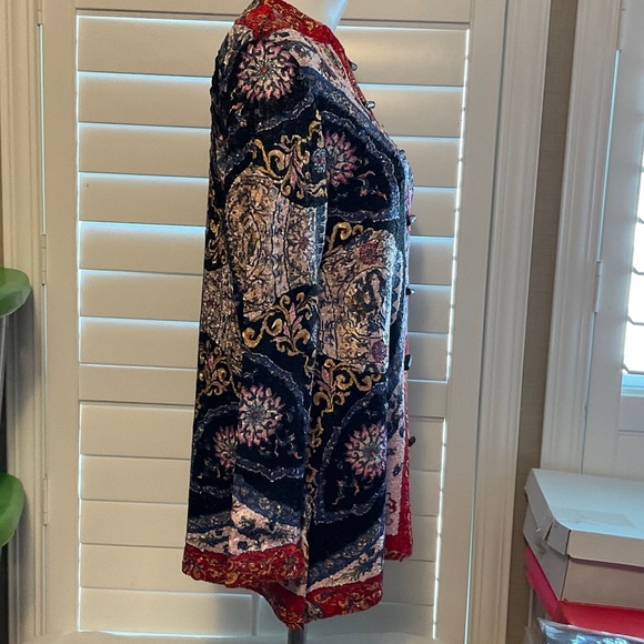 Vibrant Embroidered Women's Blazer - Picture 2 of 4